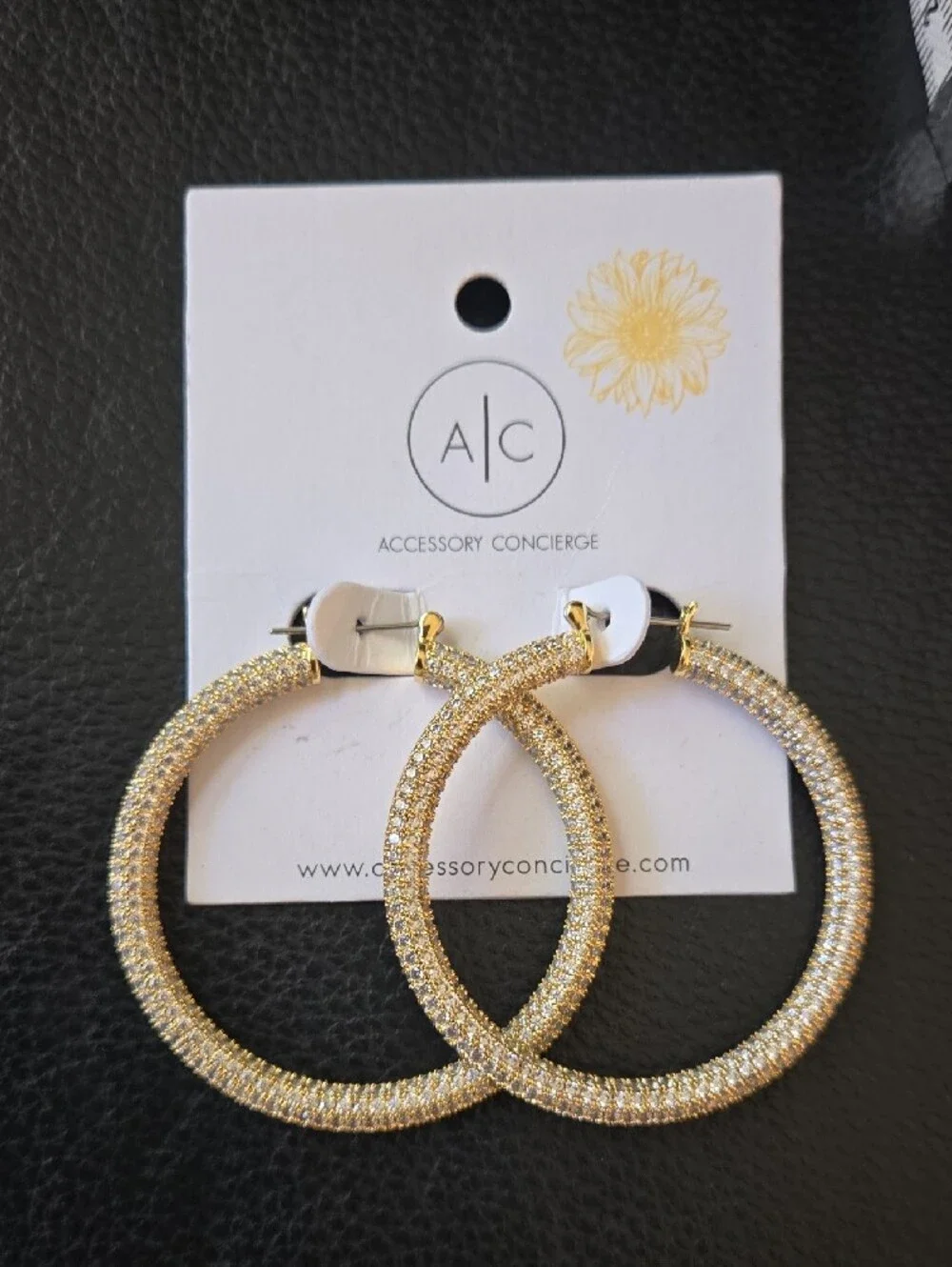 accessory concierge gold hoop